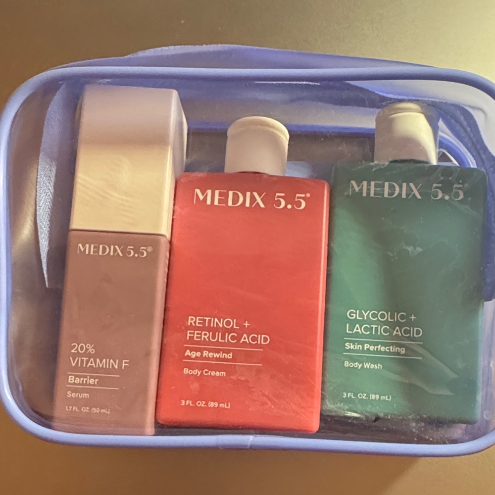 Medix 5.5 Skincare Set with Serum and Body Creams